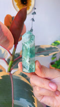 Obelisco Fluorita Verde Pluma