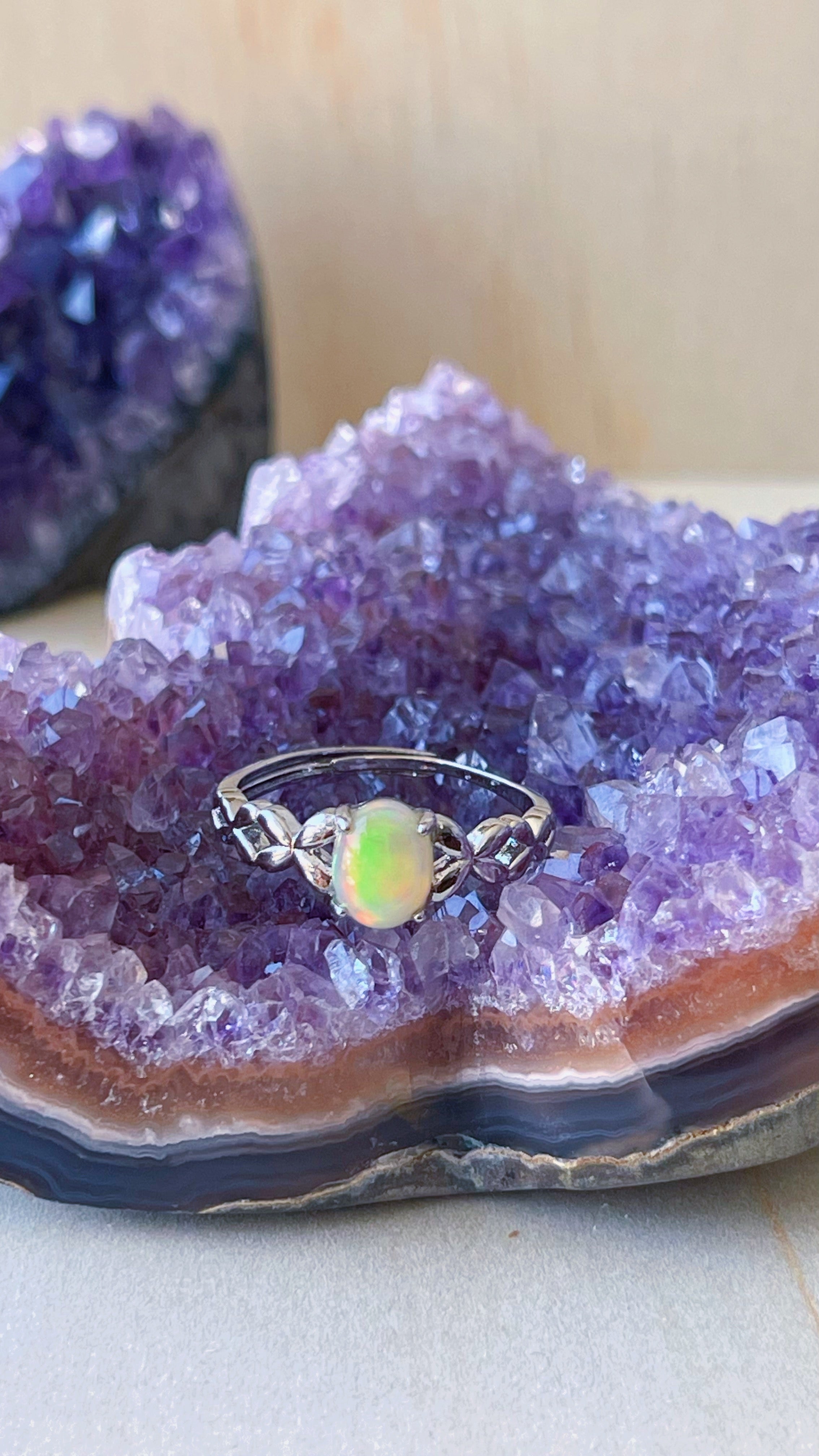 Anillo Ópalo Etíope