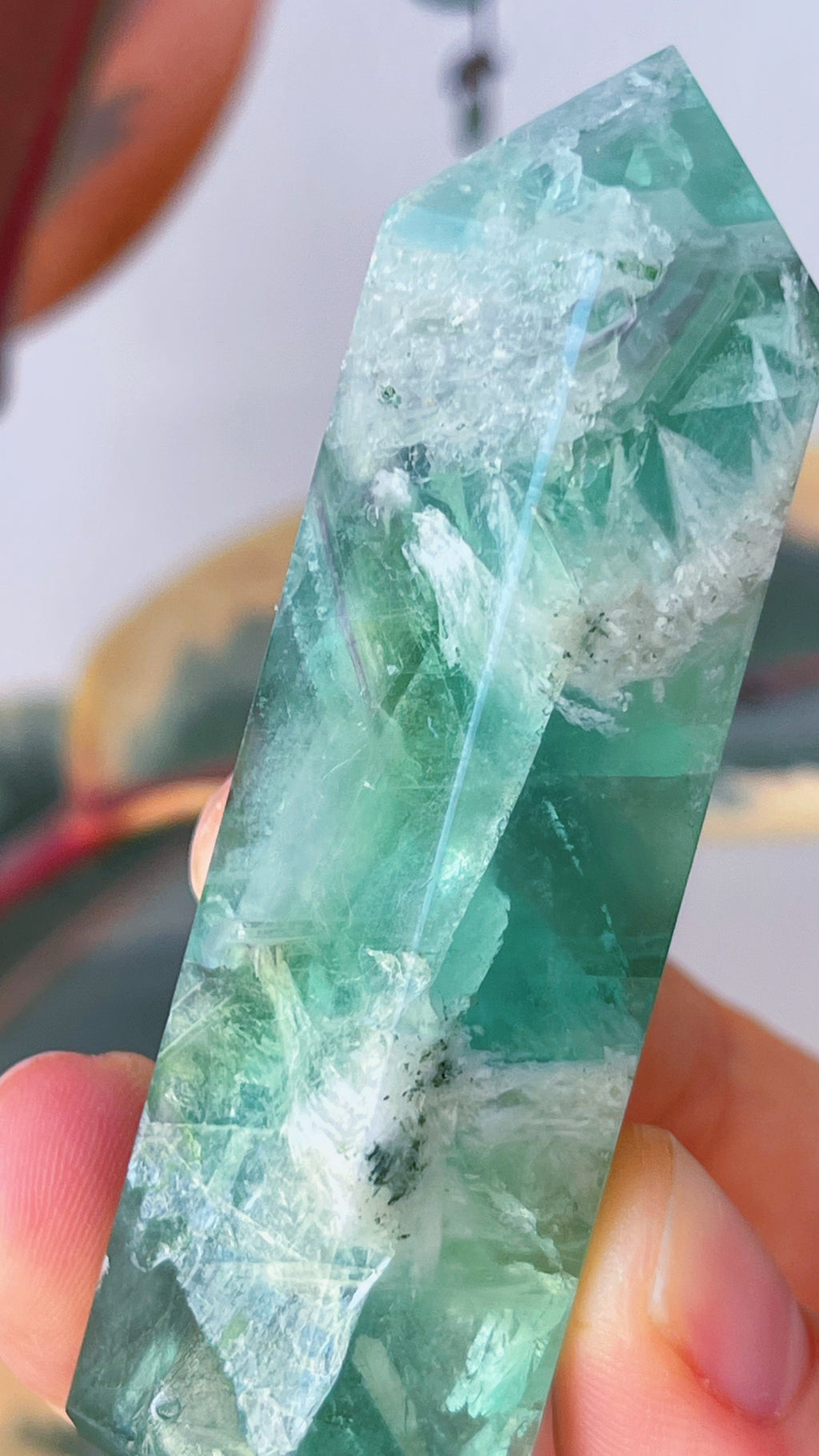 Obelisco Fluorita Verde Pluma