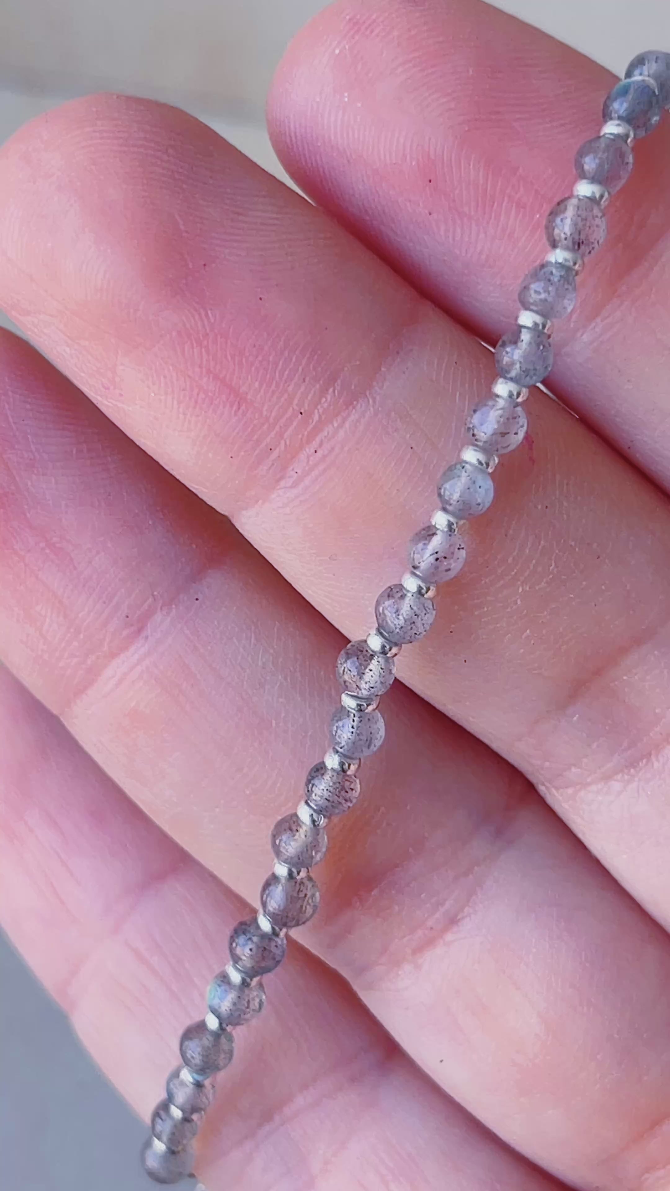 Labradorita 3mm (Plata 950)